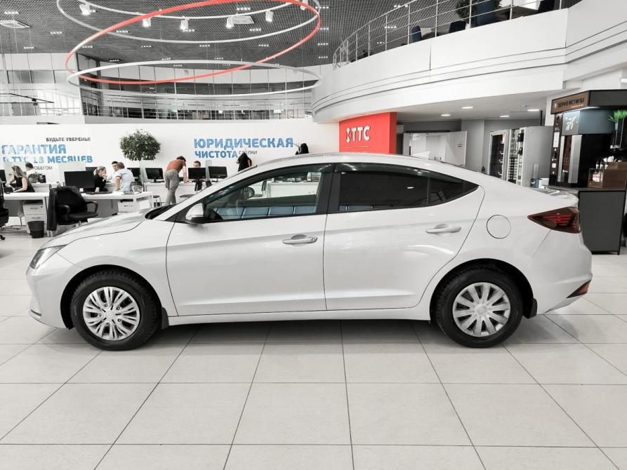 Hyundai Elantra VI (AD) Казань  - изображение 10