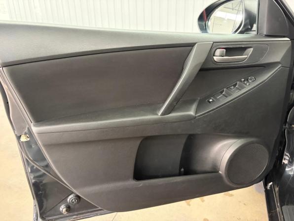 Mazda 3 II (BL) с пробегом 2010 года, цена 877 000 рублей, 256892 км, хэтчбек, Автокод Объявления