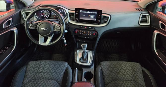 Kia Ceed III с пробегом 2020 года, цена 1 850 000 рублей, 95059 км, хэтчбек, Автокод Объявления