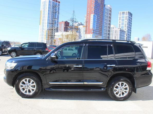 Toyota Land Cruiser 200 Series Рестайлинг 2 с пробегом 2015 года, цена 5 500 000 рублей, 222422 км, внедорожник, Автокод Объявления