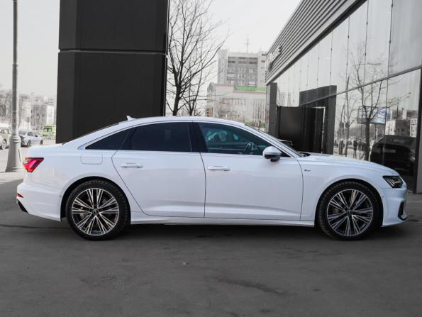 Audi A6 V (C8) с пробегом 2020 года, цена 5 200 000 рублей, 56015 км, седан, Автокод Объявления