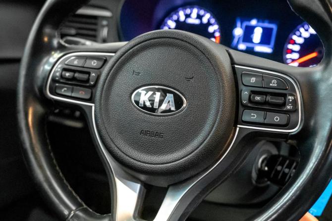 Kia Optima IV с пробегом 2016 года, цена 1 630 000 рублей, 106545 км, седан, Автокод Объявления