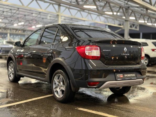 Renault Logan II Рестайлинг с пробегом 2018 года, цена 1 095 000 рублей, 89451 км, седан, Автокод Объявления