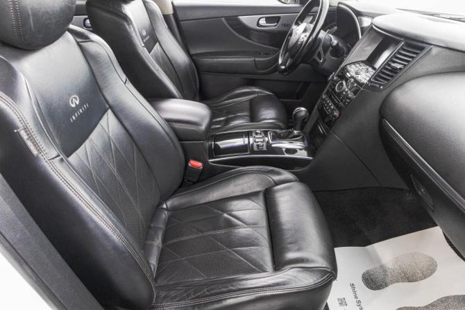 Infiniti FX II (S51) с пробегом 2011 года, цена 2 099 000 рублей, 201000 км, внедорожник, Автокод Объявления