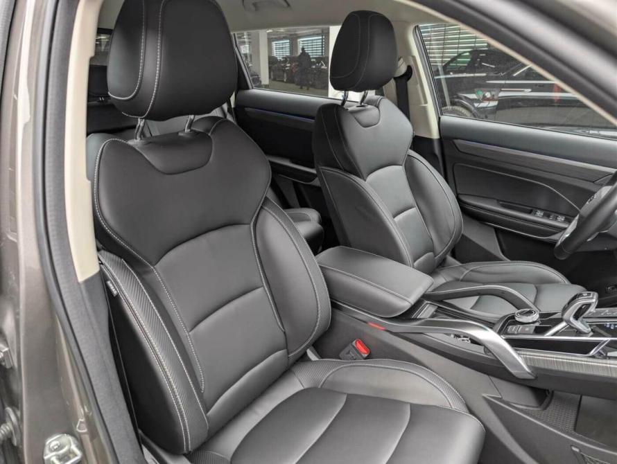 Geely Atlas Pro Москва  - изображение 13