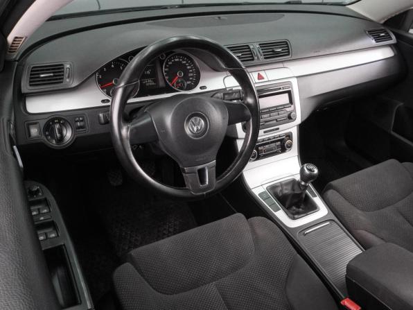 Volkswagen Passat B6 с пробегом 2009 года, цена 759 000 рублей, 224099 км, седан, Автокод Объявления