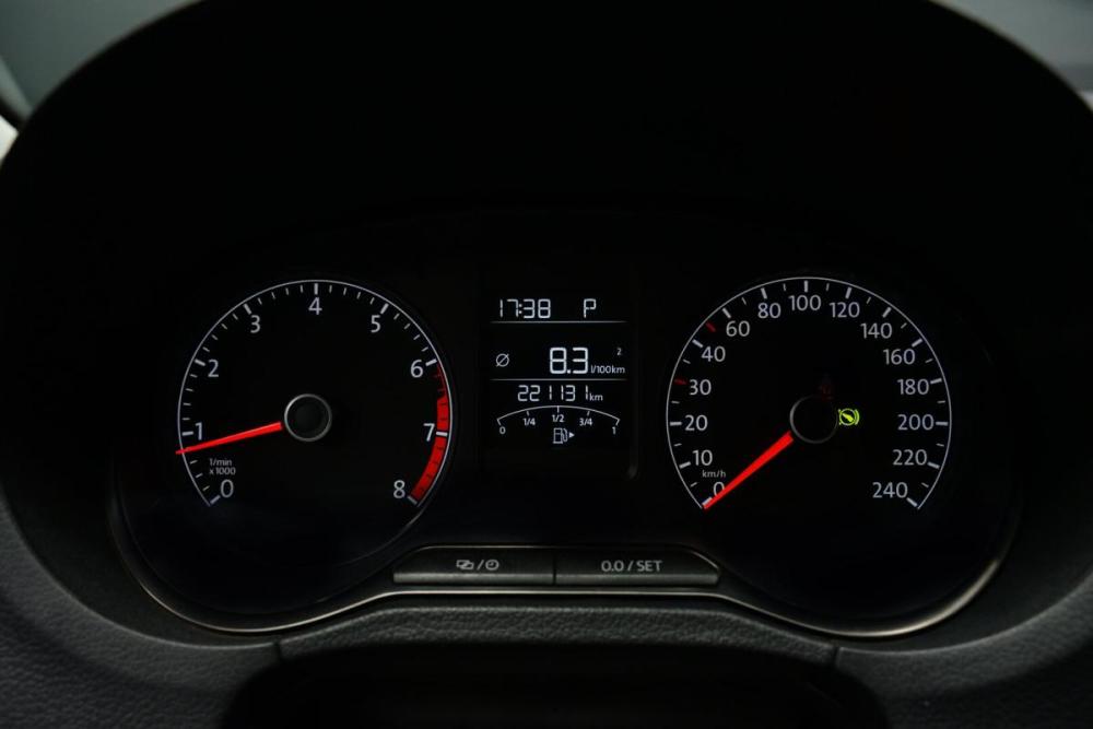 Volkswagen Polo V Рестайлинг Крым  - изображение 13