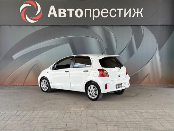Toyota Yaris II с пробегом 2009 года, цена 640 000 рублей, 217025 км, хэтчбек, Автокод Объявления