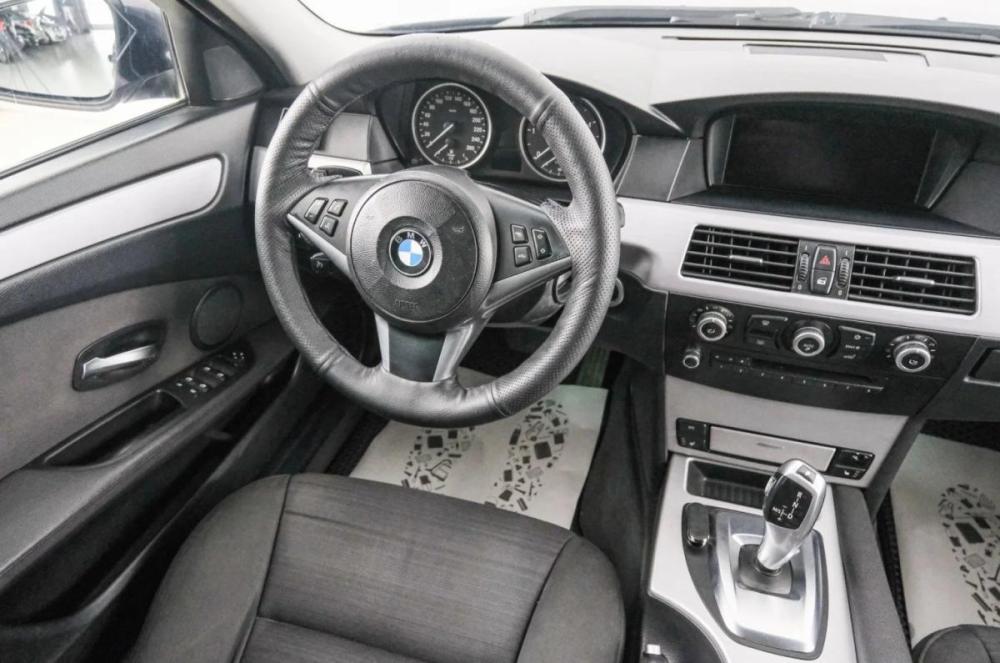 BMW 5 серии V (E60/E61) Рестайлинг Красноярск  - изображение 10
