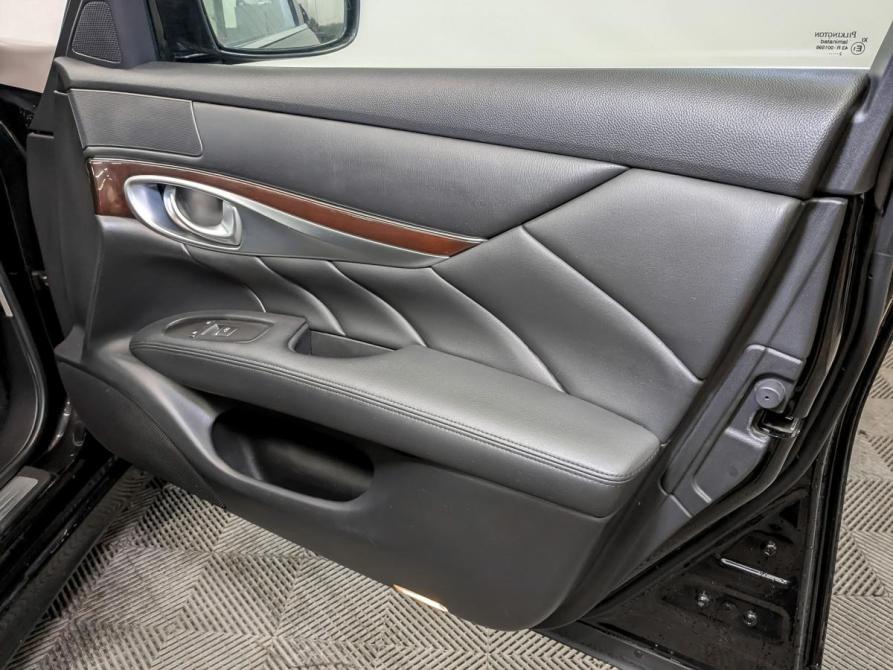 Infiniti M IV Москва  - изображение 25