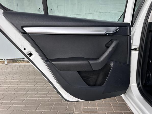 Skoda Octavia III (A7) Рестайлинг с пробегом 2019 года, цена 1 870 000 рублей, 68900 км, лифтбек, Автокод Объявления