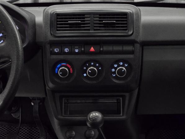 Lada (ВАЗ) Niva Legend с пробегом 2025 года, цена 990 000 рублей, 8557 км, внедорожник, Автокод Объявления