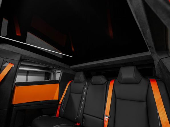 Tesla Cybertruck с пробегом 2024 года, цена 20 500 000 рублей, 2182 км, пикап, Автокод Объявления