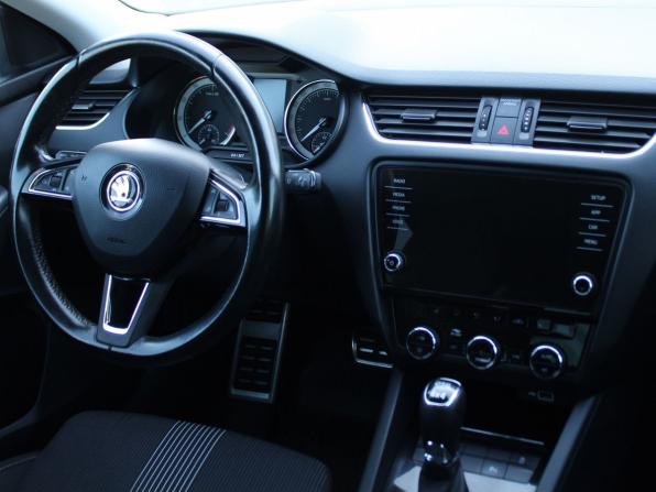 Skoda Octavia III (A7) Рестайлинг с пробегом 2018 года, цена 2 199 000 рублей, 164005 км, лифтбек, Автокод Объявления