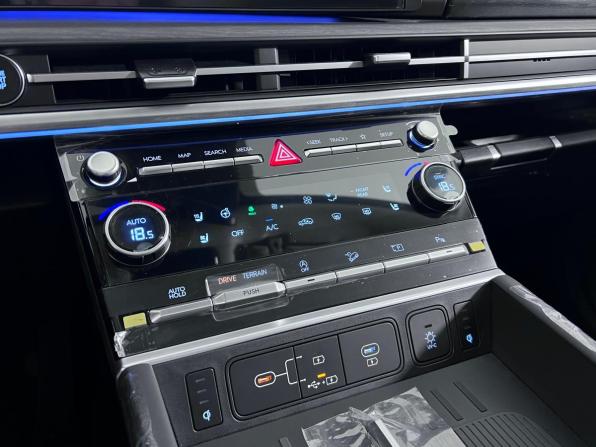 Hyundai Santa Fe V (MX5) с пробегом 2026 года, цена 5 799 000 рублей, 20 км, внедорожник, Автокод Объявления