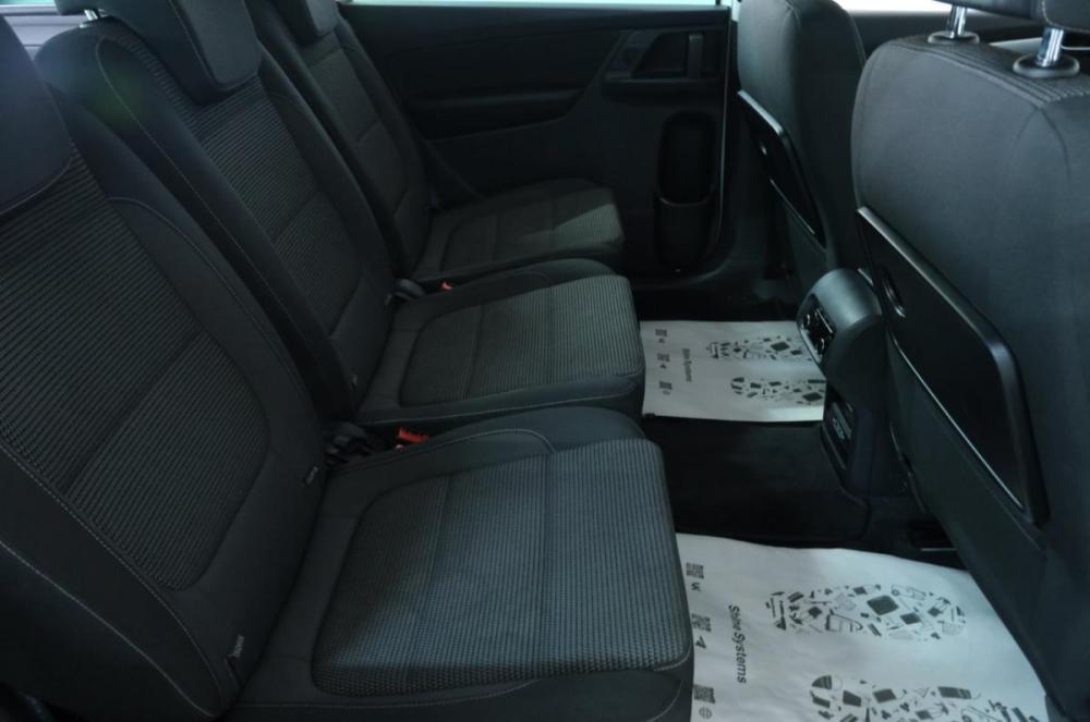Volkswagen Sharan II Рестайлинг Омск  - изображение 19
