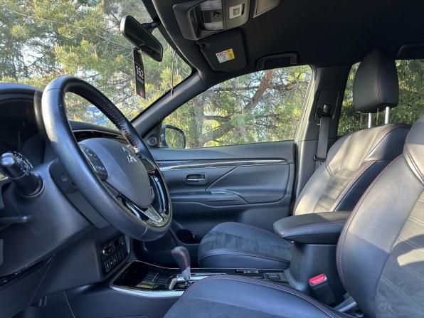 Mitsubishi Outlander III Рестайлинг 3 с пробегом 2021 года, цена 2 499 000 рублей, 128126 км, внедорожник, Автокод Объявления