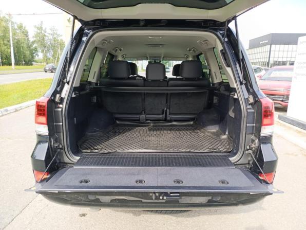 Toyota Land Cruiser 200 Series Рестайлинг 2 с пробегом 2018 года, цена 5 700 000 рублей, 243603 км, внедорожник, Автокод Объявления