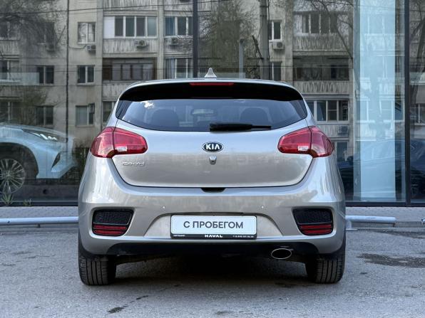 Kia Ceed II Рестайлинг с пробегом 2017 года, цена 1 524 000 рублей, 59573 км, хэтчбек, Автокод Объявления