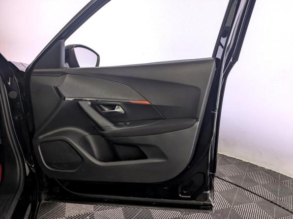 Peugeot 2008 II с пробегом 2021 года, цена 1 770 000 рублей, 118589 км, внедорожник, Автокод Объявления