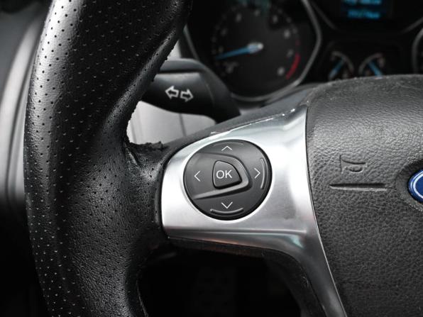 Ford Focus III с пробегом 2011 года, цена 749 000 рублей, 215274 км, седан, Автокод Объявления