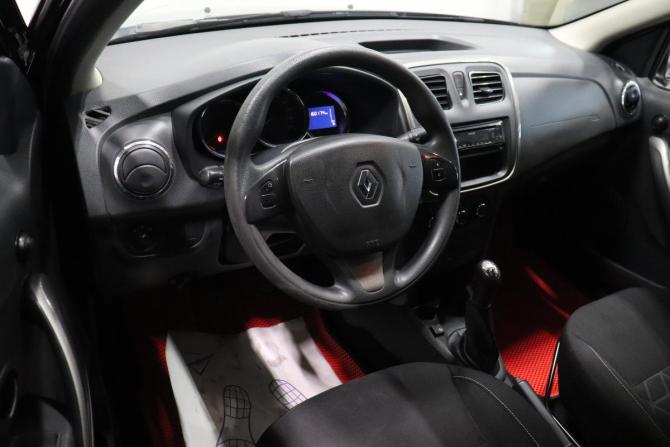 Renault Sandero II с пробегом 2016 года, цена 868 000 рублей, 160174 км, хэтчбек, Автокод Объявления