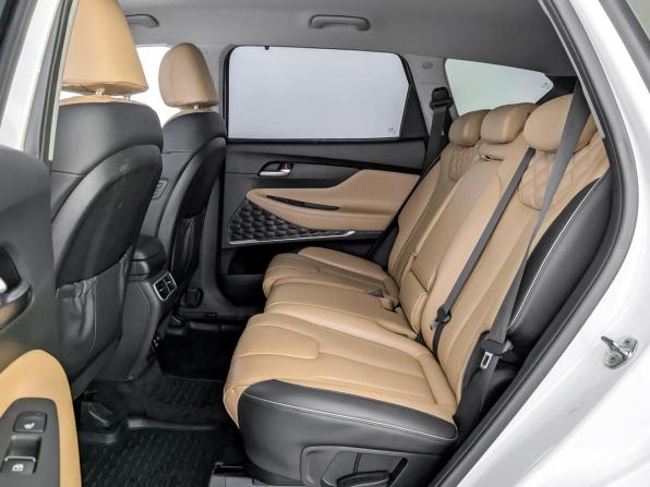 Hyundai Santa Fe IV Рестайлинг с пробегом 2022 года, цена 4 300 000 рублей, 59037 км, внедорожник, Автокод Объявления
