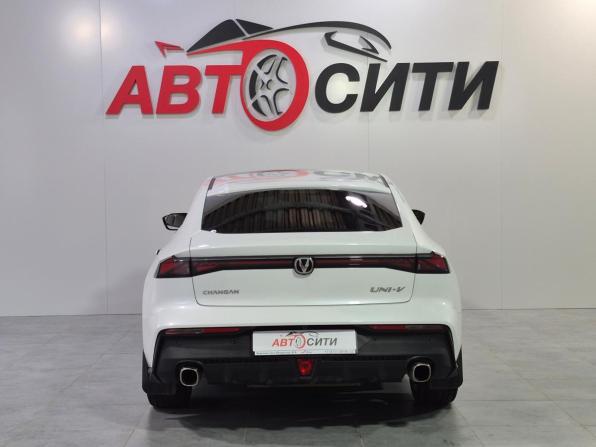 Changan UNI-V I с пробегом 2022 года, цена 2 015 000 рублей, 41000 км, лифтбек, Автокод Объявления