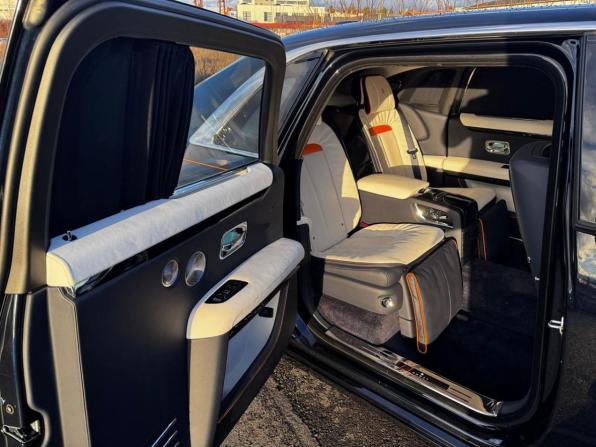 Новый Rolls-Royce Ghost II Рестайлинг (Series II) 2025 года, цена 64 557 200 рублей, седан, Автокод Объявления