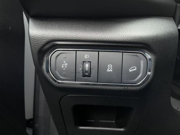 Haval Jolion I Рестайлинг с пробегом 2025 года, цена 2 349 000 рублей, 13571 км, внедорожник, Автокод Объявления