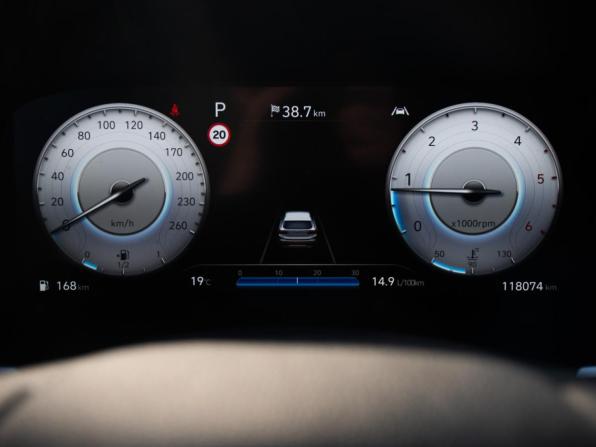 Hyundai Santa Fe IV Рестайлинг с пробегом 2021 года, цена 2 899 000 рублей, 118061 км, внедорожник, Автокод Объявления