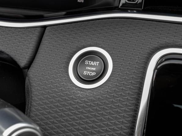 Land Rover Range Rover Evoque II с пробегом 2020 года, цена 4 750 000 рублей, 43504 км, внедорожник, Автокод Объявления