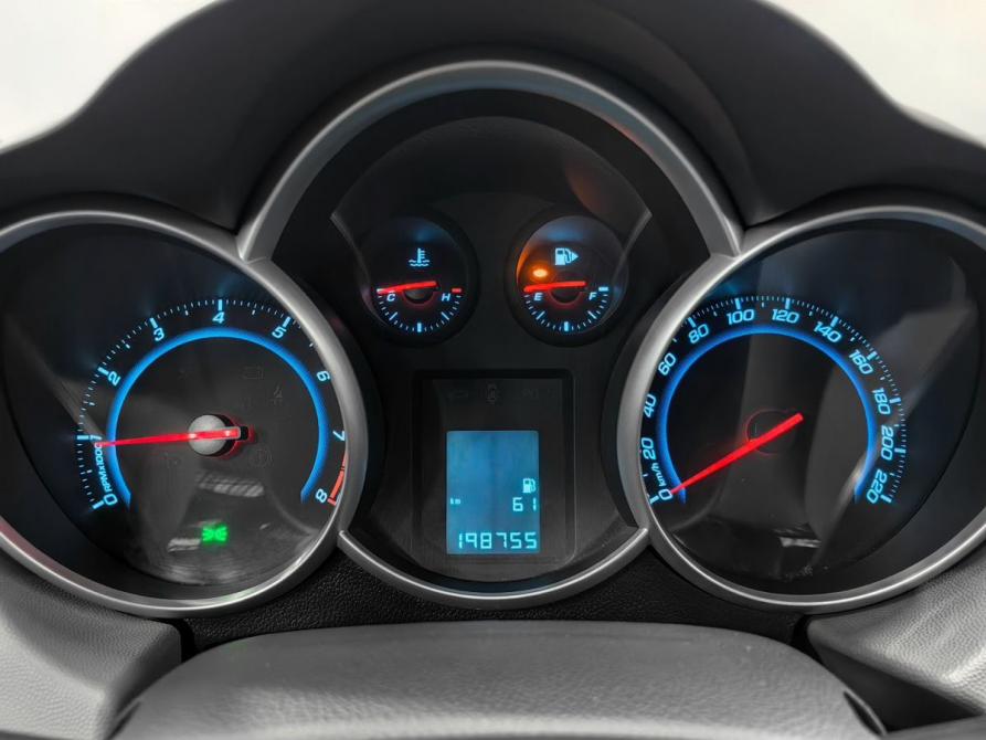 Chevrolet Cruze I Рестайлинг Новосибирск  - изображение 17
