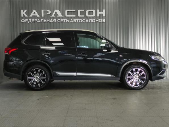 Mitsubishi Outlander III Рестайлинг 2 с пробегом 2017 года, цена 1 650 000 рублей, 163351 км, внедорожник, Автокод Объявления