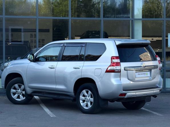 Toyota Land Cruiser Prado 150 Series Рестайлинг 1 с пробегом 2014 года, цена 3 180 000 рублей, 190000 км, внедорожник, Автокод Объявления