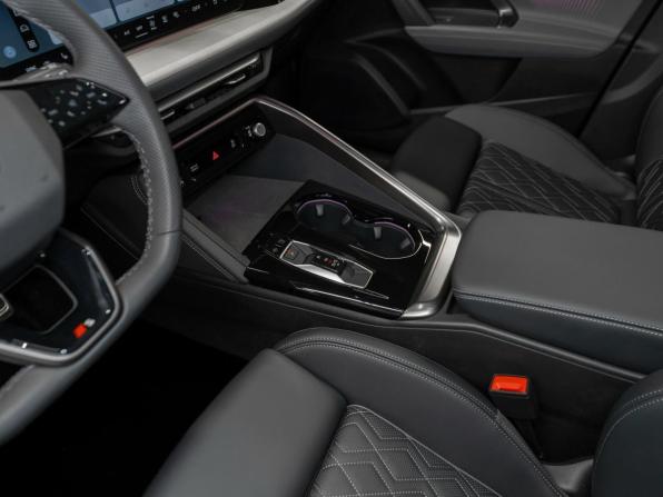 Audi Q5 III с пробегом 2025 года, цена 5 880 000 рублей, 100 км, внедорожник, Автокод Объявления