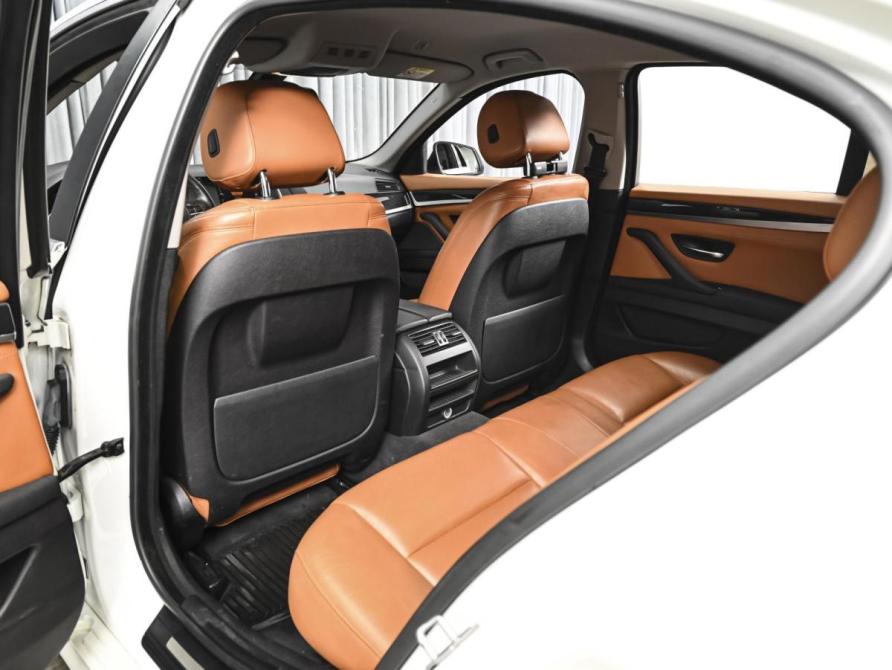 BMW 5 серии VI (F10/F11/F07) Рестайлинг Ставрополь  - изображение 11