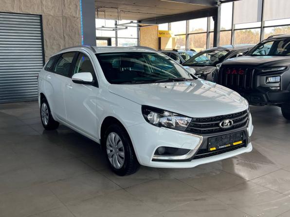 Lada (ВАЗ) Vesta I с пробегом 2021 года, цена 1 060 000 рублей, 105000 км, универсал, Автокод Объявления