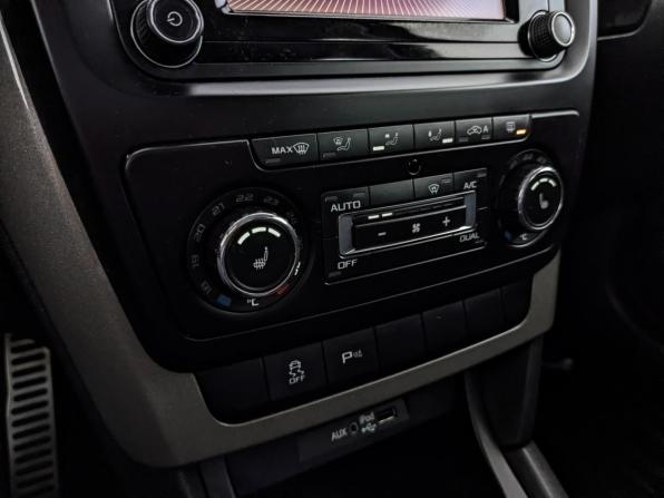 Skoda Yeti I Рестайлинг с пробегом 2015 года, цена 1 590 000 рублей, 67846 км, внедорожник, Автокод Объявления