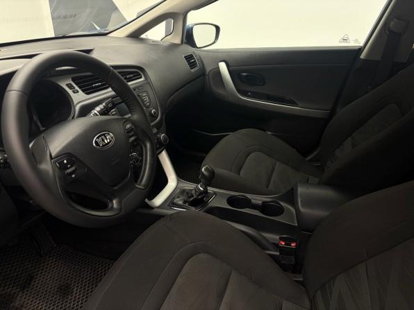 Kia Ceed II с пробегом 2013 года, цена 1 029 000 рублей, 140000 км, хэтчбек, Автокод Объявления
