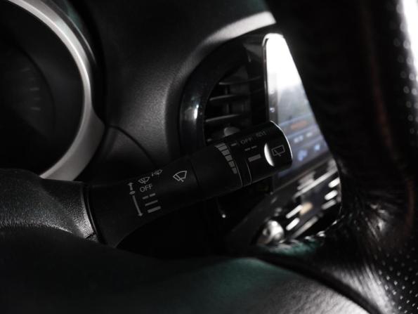 Nissan Juke I с пробегом 2011 года, цена 949 000 рублей, 154352 км, внедорожник, Автокод Объявления