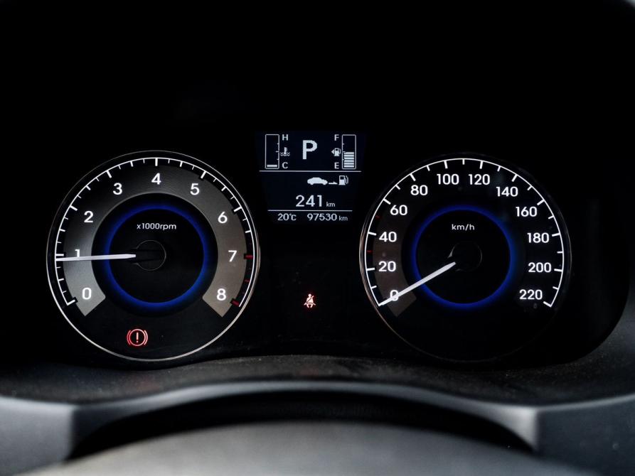 Hyundai Solaris I Рестайлинг Ростов-на-Дону  - изображение 10