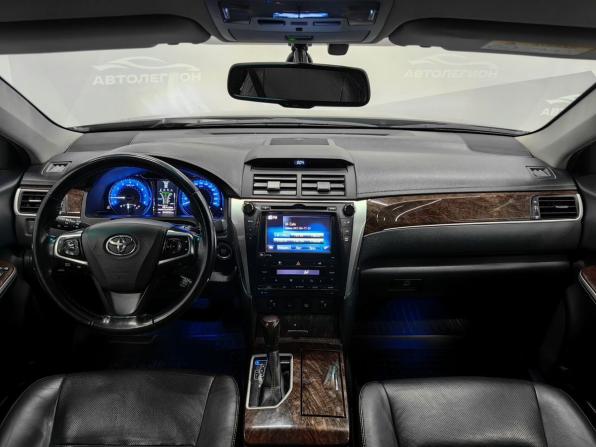 Toyota Camry VII (XV50) Рестайлинг 2 с пробегом 2017 года, цена 2 400 000 рублей, 250000 км, седан, Автокод Объявления