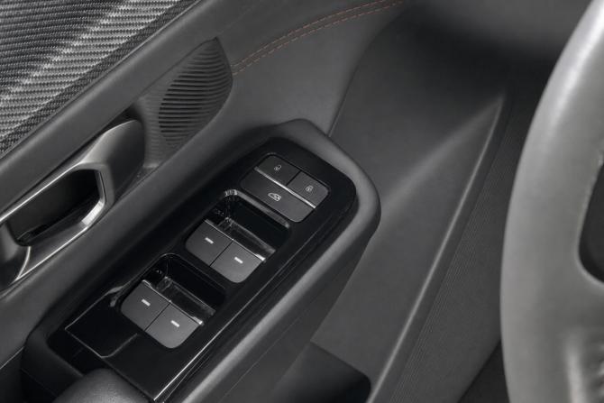 JETOUR DASHING I с пробегом 2023 года, цена 1 999 000 рублей, 25000 км, внедорожник, Автокод Объявления