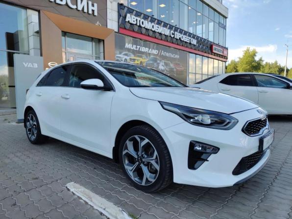 Kia Ceed III с пробегом 2021 года, цена 2 319 200 рублей, 27880 км, хэтчбек, Автокод Объявления
