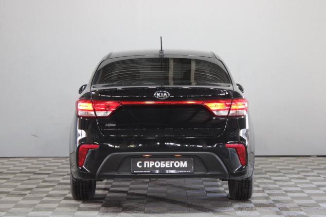 Kia Rio IV с пробегом 2018 года, цена 1 100 000 рублей, 236356 км, седан, Автокод Объявления