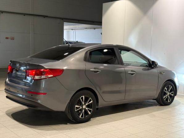 Kia Rio III Рестайлинг с пробегом 2015 года, цена 800 000 рублей, 188800 км, седан, Автокод Объявления