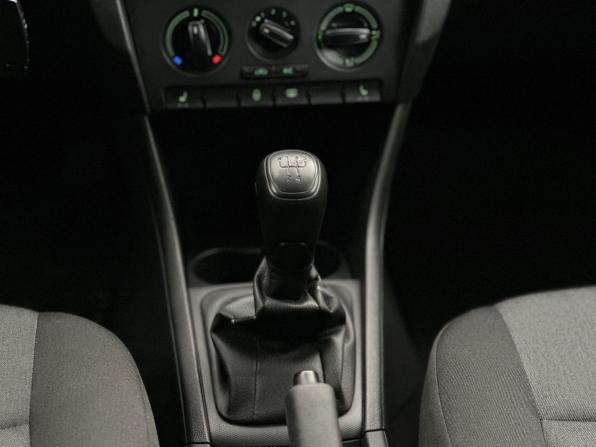 Skoda Rapid I с пробегом 2014 года, цена 965 000 рублей, 150100 км, лифтбек, Автокод Объявления