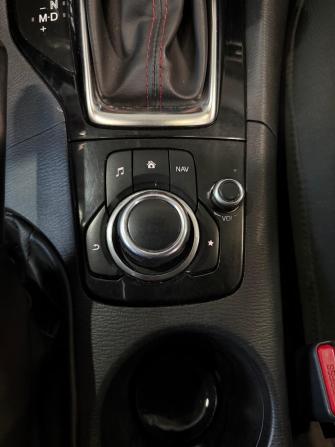 Mazda 3 II (BL) Рестайлинг с пробегом 2013 года, цена 969 000 рублей, 335249 км, хэтчбек, Автокод Объявления