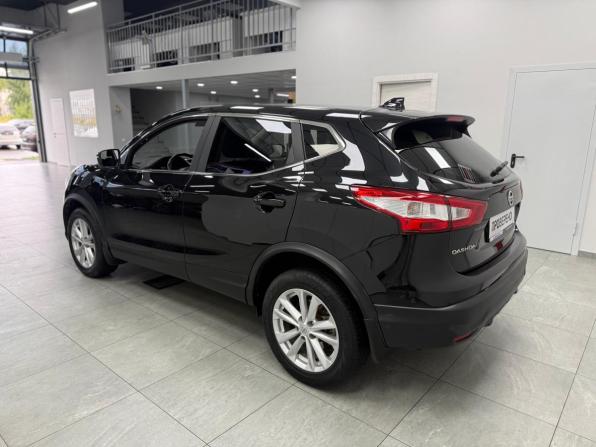 Nissan Qashqai II с пробегом 2017 года, цена 1 800 000 рублей, 85600 км, внедорожник, Автокод Объявления